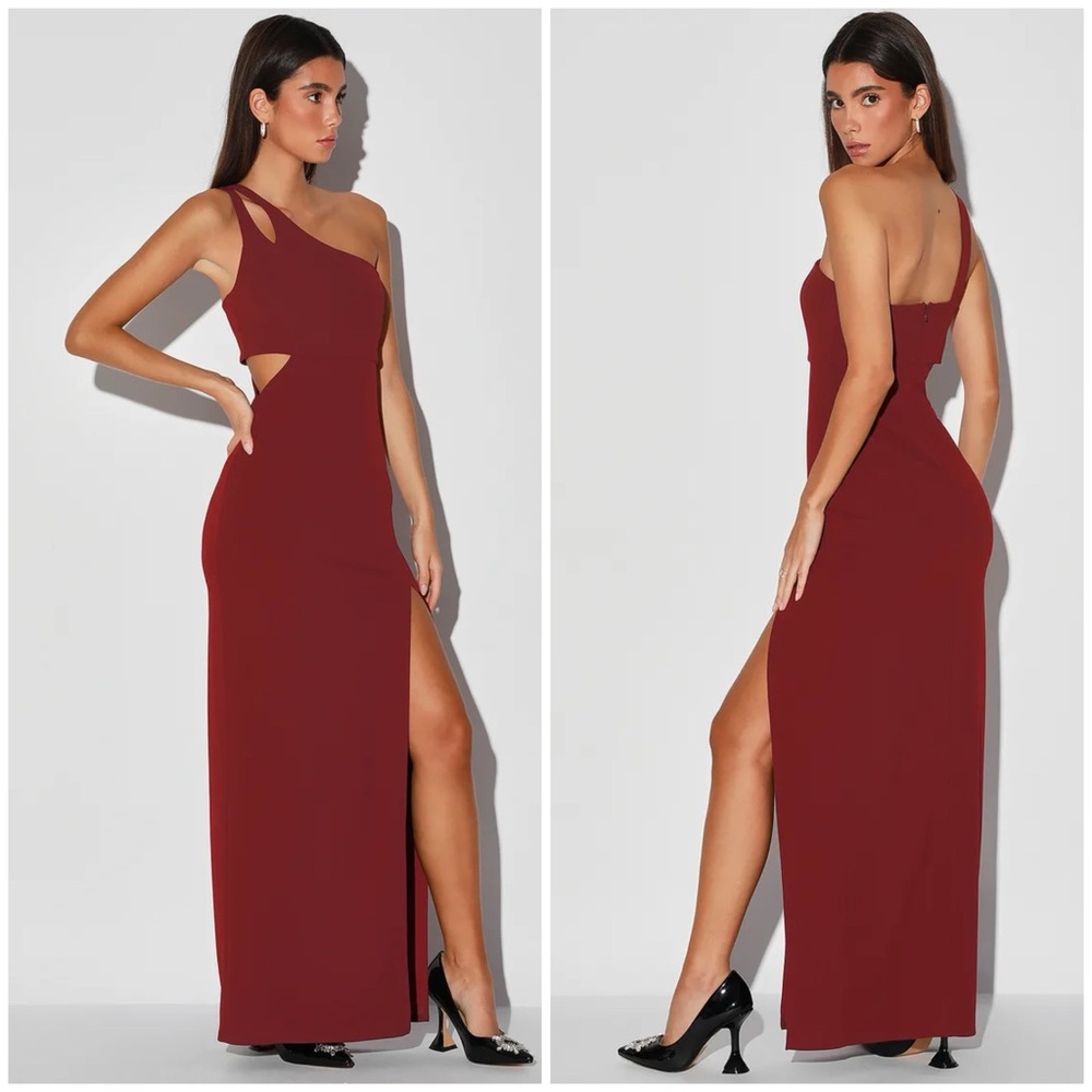 Lulu’s Simply Beautiful Burgundy One-Shoulder Cutout Maxi Dress Size Small NWT